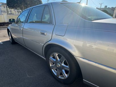 Used 2007 Cadillac DTS Luxury I w/ Trunk Convenience Package