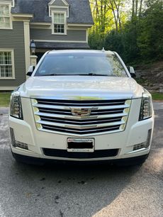 Used 2018 Cadillac Escalade Platinum