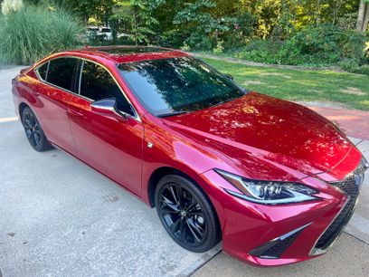 Used 2022 Lexus ES 300h F Sport w/ Accessory Package