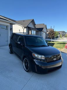 Used 2009 Scion xB