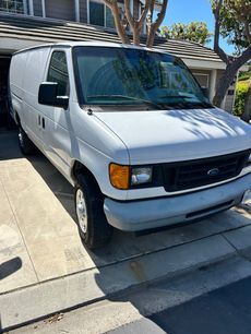 Used 2007 Ford E-350 and Econoline 350 Extended Super Duty