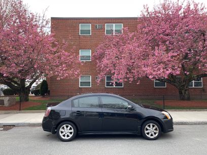 Used 2010 Nissan Sentra 2.0 SR w/ Convenience Pkg