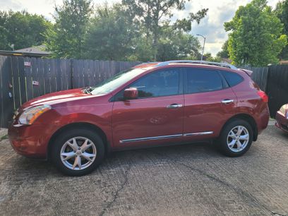 Used 2011 Nissan Rogue SV