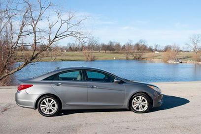 Used 2011 Hyundai Sonata Limited w/ Navigation Pkg 5
