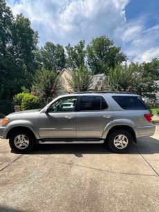 Used 2004 Toyota Sequoia SR5