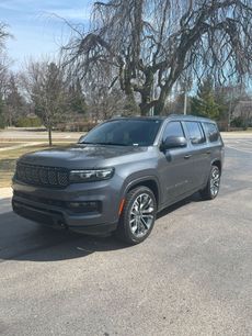 Used 2022 Jeep Grand Wagoneer Series III w/ Rear Seat Video Group 1