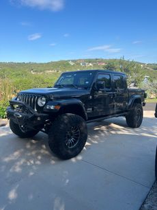 Used 2022 Jeep Gladiator Overland w/ Popular Equipment Package