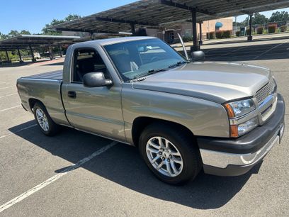 Used 2003 Chevrolet Silverado 1500 2WD Regular Cab w/ Exterior Appearance Pkg