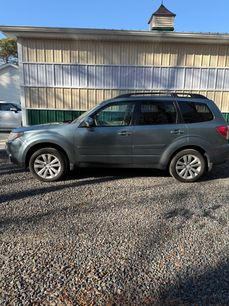 Used 2011 Subaru Forester 2.5X Limited