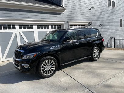 Used 2017 INFINITI QX80 4WD w/ Driver Assistance Package