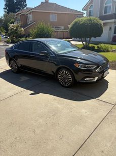 Used 2017 Ford Fusion SE w/ Fusion SE Technology Package
