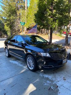 Used 2014 Lincoln MKT AWD