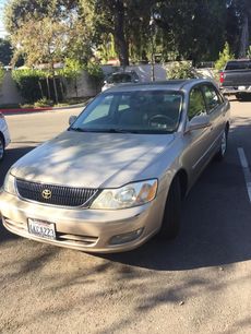 Used 2000 Toyota Avalon XL