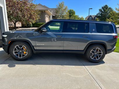 Used 2023 Rivian R1S Launch Edition
