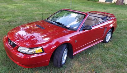 Used 1999 Ford Mustang Convertible