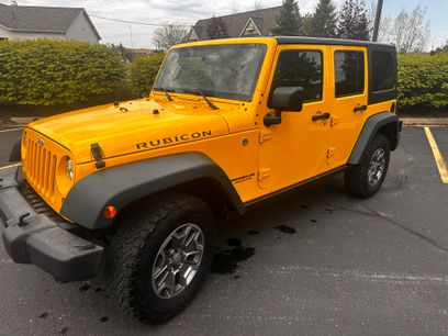 Used 2015 Jeep Wrangler Unlimited Rubicon w/ Connectivity Group