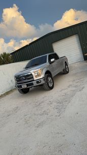 Used 2016 Ford F150 Lariat w/ Equipment Group 502A Luxury
