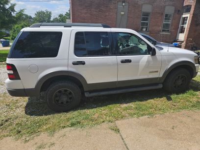 Used 2006 Ford Explorer XLT