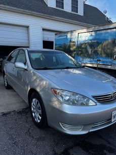 Used 2005 Toyota Camry LE