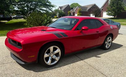 Used 2013 Dodge Challenger SXT w/ Super Sport Group