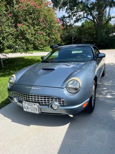 Used 2005 Ford Thunderbird Deluxe