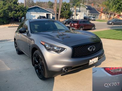 Used 2017 INFINITI QX70 3.7 w/ Sport Package
