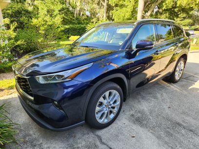Used 2021 Toyota Highlander Limited