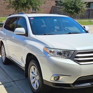 Used 2012 Toyota Highlander FWD