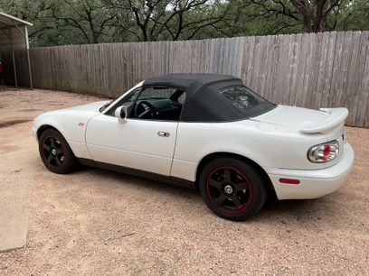 Used 1997 MAZDA MX-5 Miata