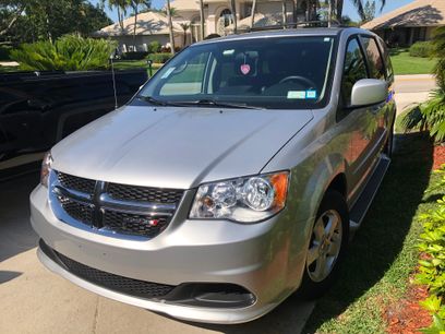Used 2012 Dodge Grand Caravan SXT