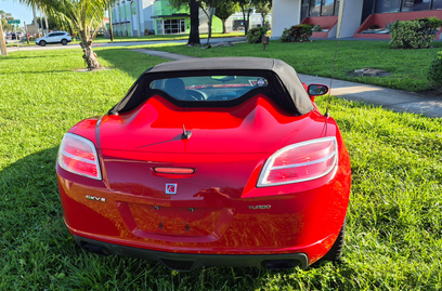 Used 2007 Saturn Sky Red Line