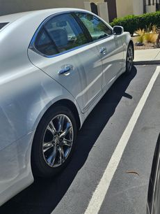 Used 2008 Lexus LS 460 w/ Comfort Pkg