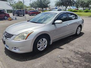 Used 2011 Nissan Altima 2.5 SL w/ Convenience Pkg