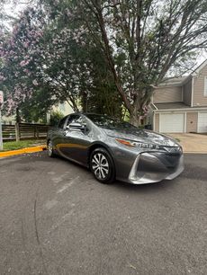 Used 2021 Toyota Prius Prime XLE w/ Carpet Mat Package (TMS)