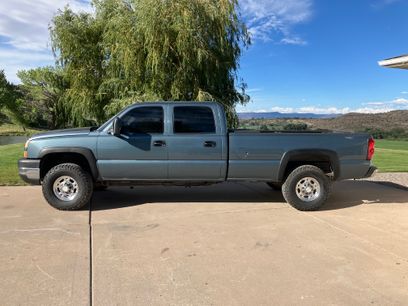 Used 2006 Chevrolet Silverado 2500 LT w/ Heavy-Duty Power Package