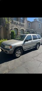 Used 1999 Nissan Pathfinder SE