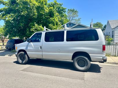 Used 2004 Ford E-350 and Econoline 350 Chateau