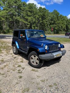 Used 2010 Jeep Wrangler Sahara w/ Dual Top Group