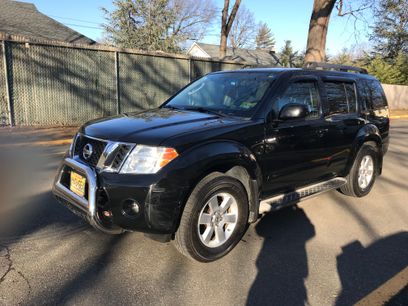 Used 2012 Nissan Pathfinder SV