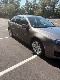 Used 2011 Ford Fusion SE