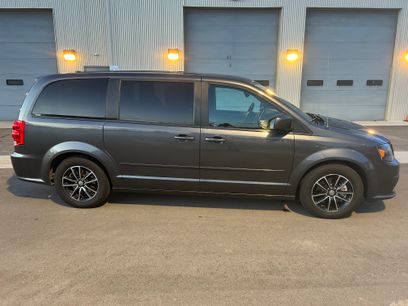 Used 2016 Dodge Grand Caravan SXT