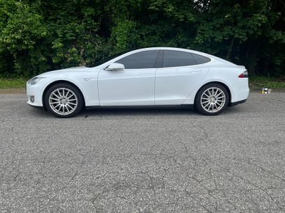Used 2015 Tesla Model S 85D