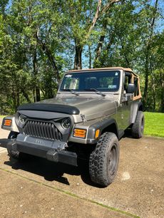 Used 2006 Jeep Wrangler Sport w/ 30" Tire & Wheel Group
