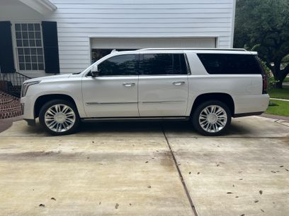 Used 2017 Cadillac Escalade ESV Platinum