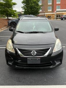 Used 2014 Nissan Versa SV
