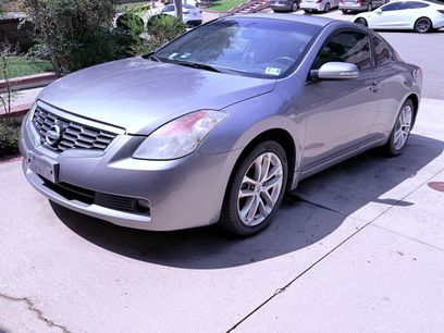 Used 2009 Nissan Altima 3.5 SE w/ Premium Pkg