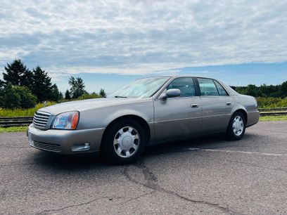 Used 2000 Cadillac De Ville Sedan