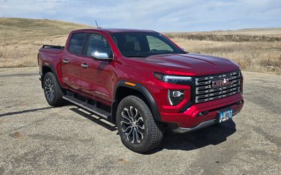 Used 2024 GMC Canyon Denali