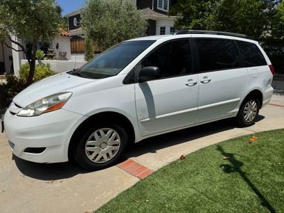 Used 2010 Toyota Sienna CE