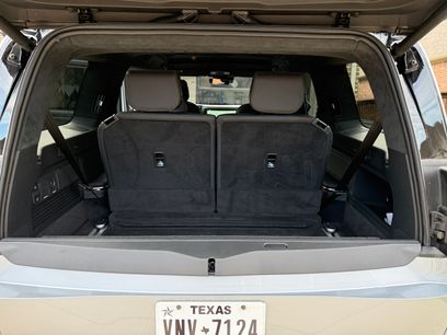 Used 2025 Rivian R1S Adventure